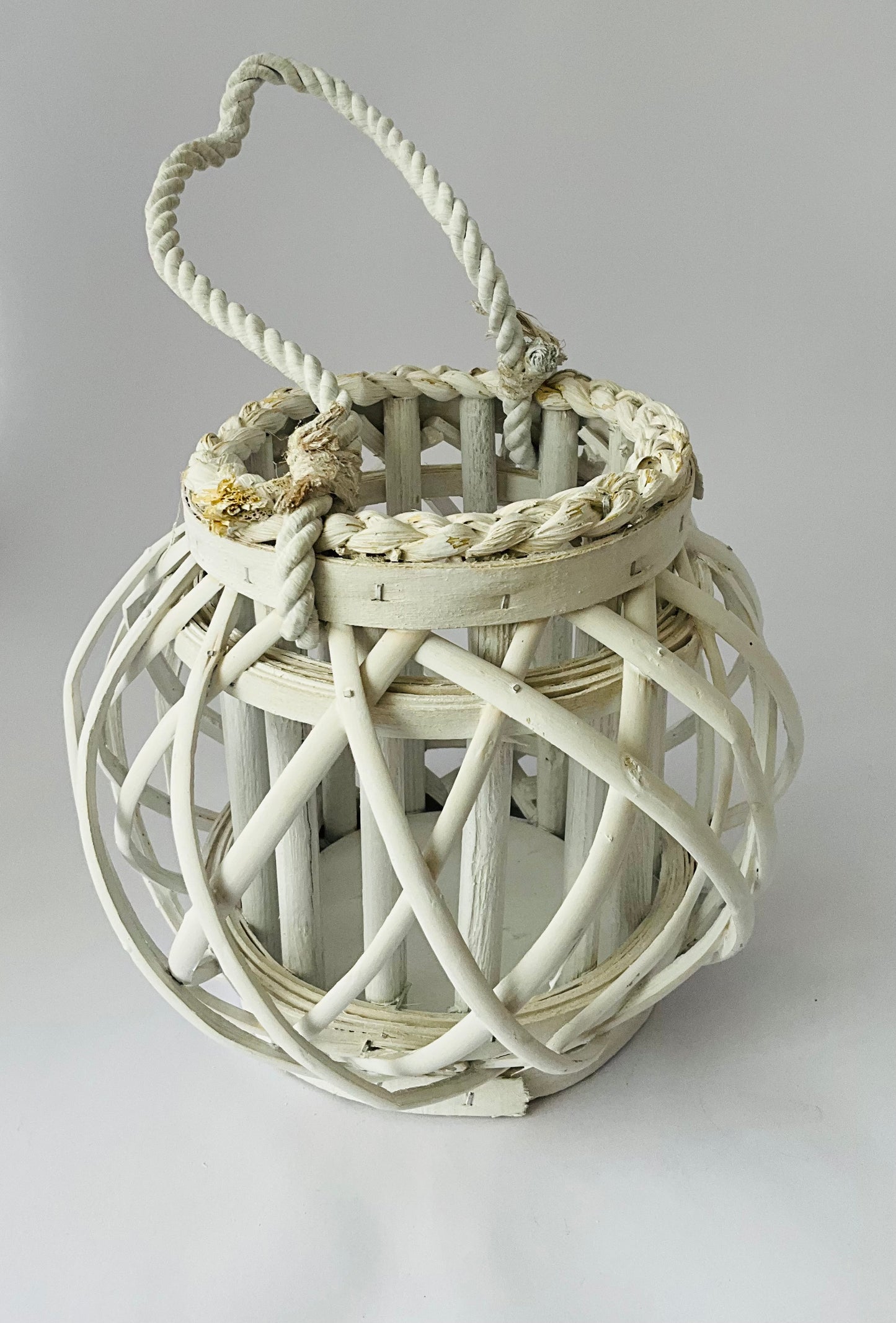 FANAL DE MIMBRE BLANCO PEQUEÑO