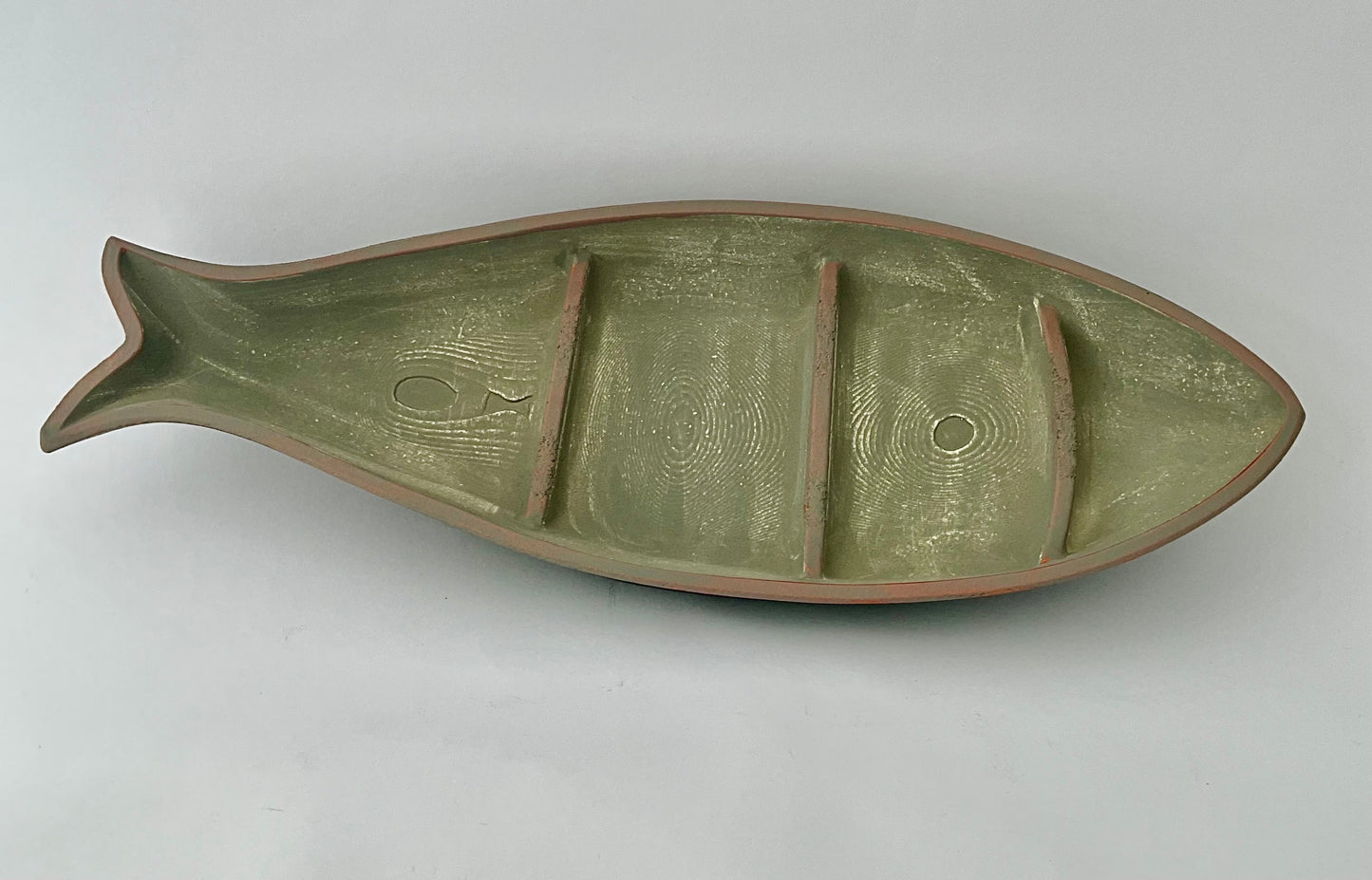 FUENTE FORMA DE PESCADO